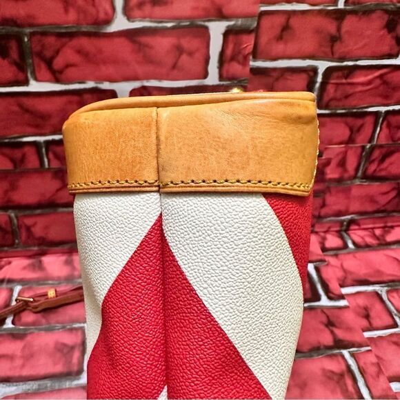 DOONEY & BOURKE Leather Chevron Striped Crossbody Bag - Picture 16 of 16